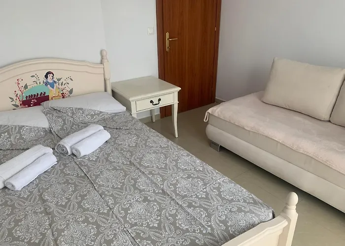 Elena Паралия-Катерини